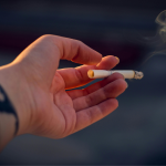 effets du tabac sur les dents des fumeurs